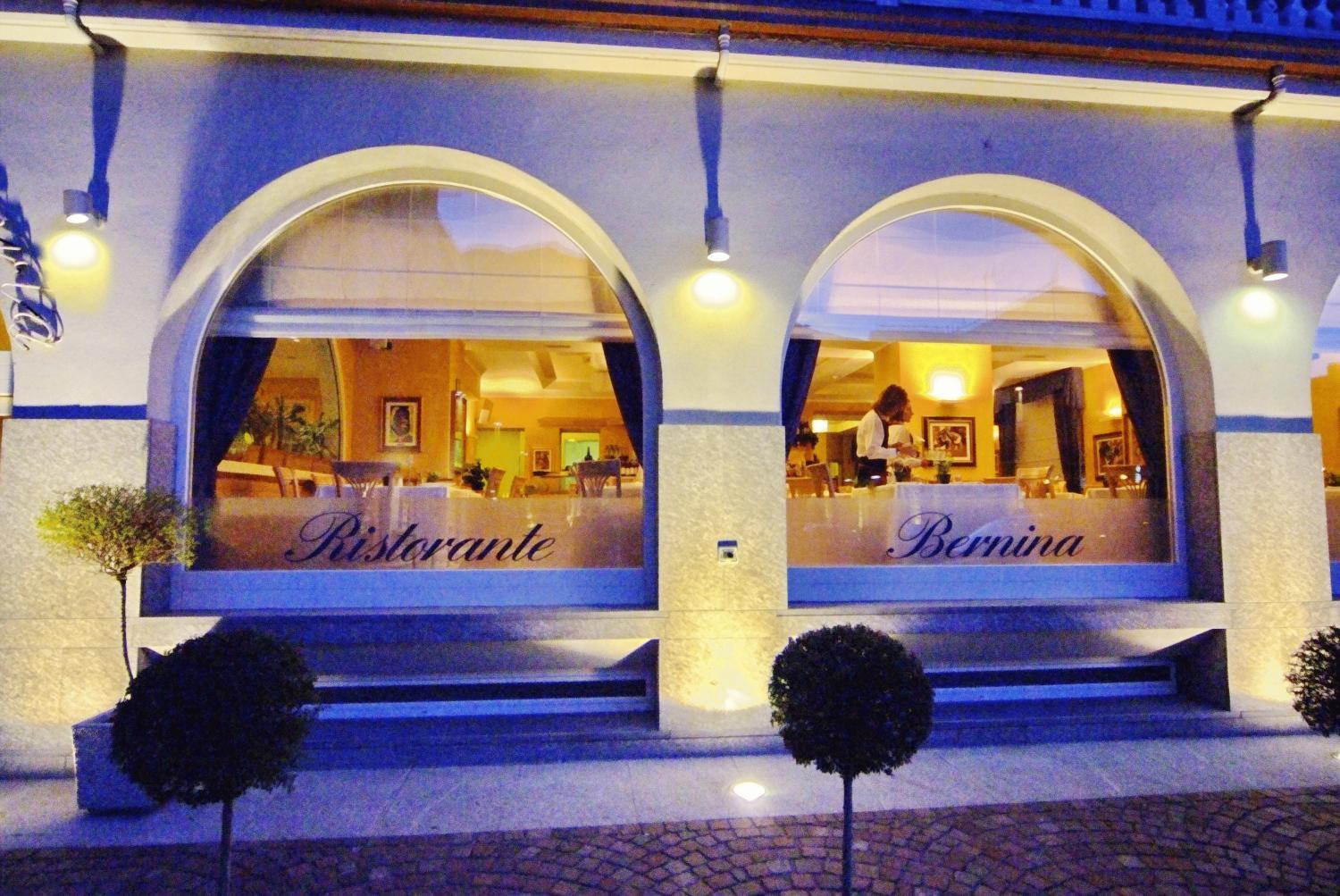 Hotel Bernina Тирано Екстериор снимка