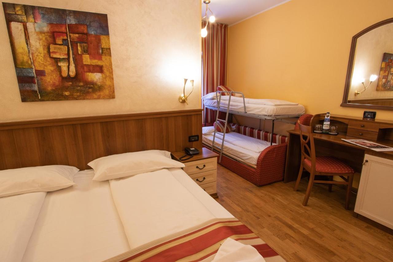 Hotel Bernina Тирано Екстериор снимка